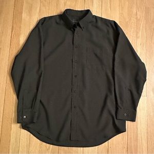 Consensus Men’s Black Long-Sleeved Button Down Shirt, Size L